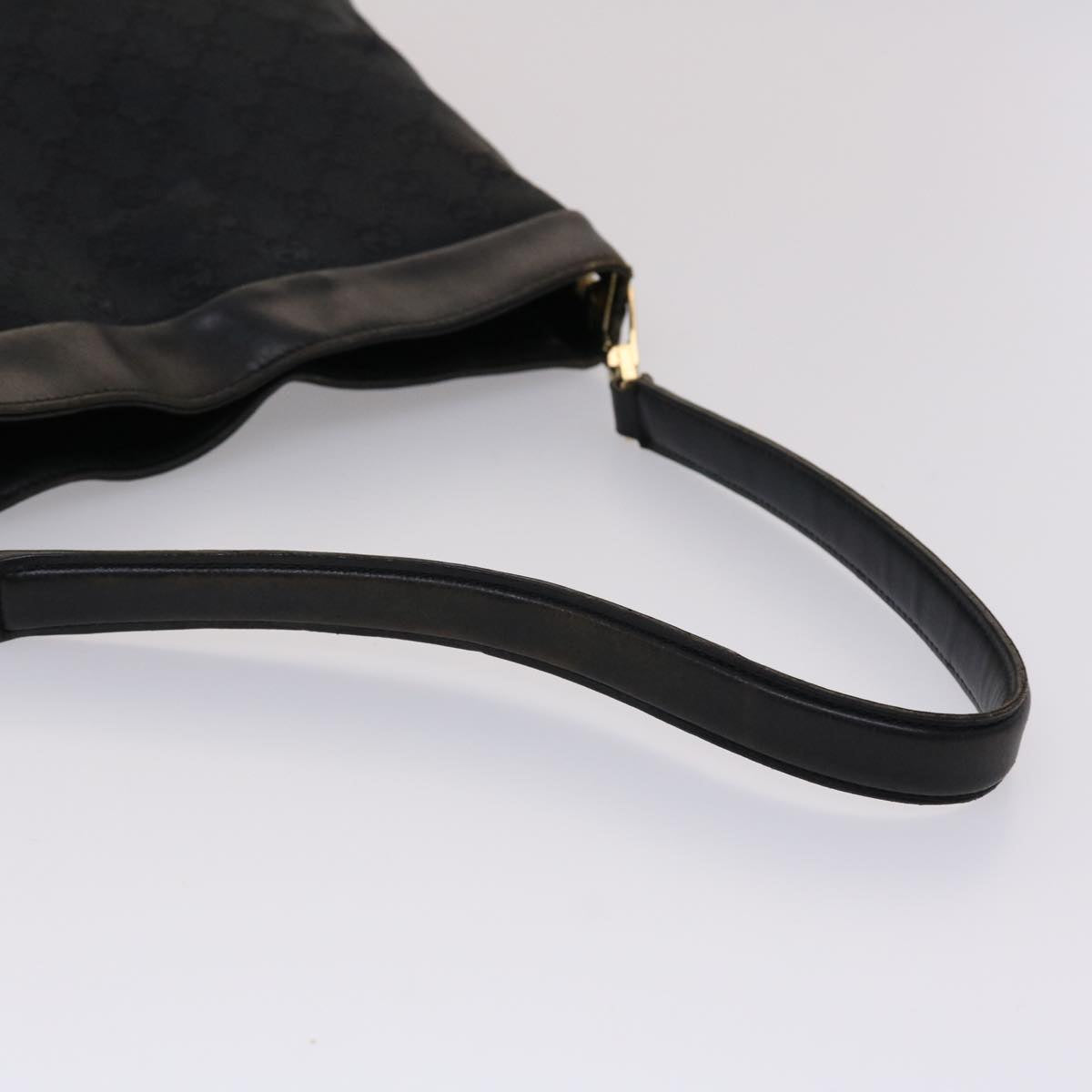 GUCCI GG Canvas Shoulder Bag Leather Black 001•4231 000926 ar9675B