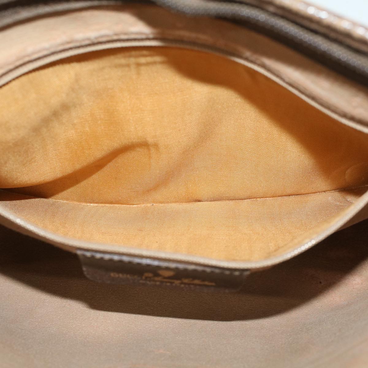 GUCCI GG Canvas Clutch Bag PVC Leather Beige 97.01.037 ar9696B