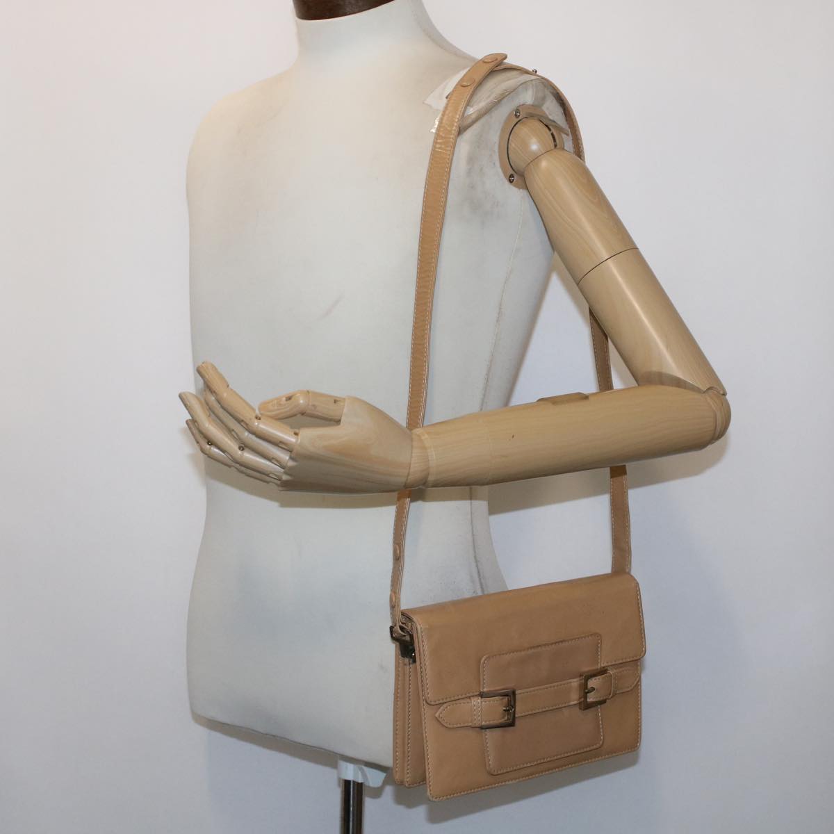 FENDI Shoulder Bag Leather Beige ar9994