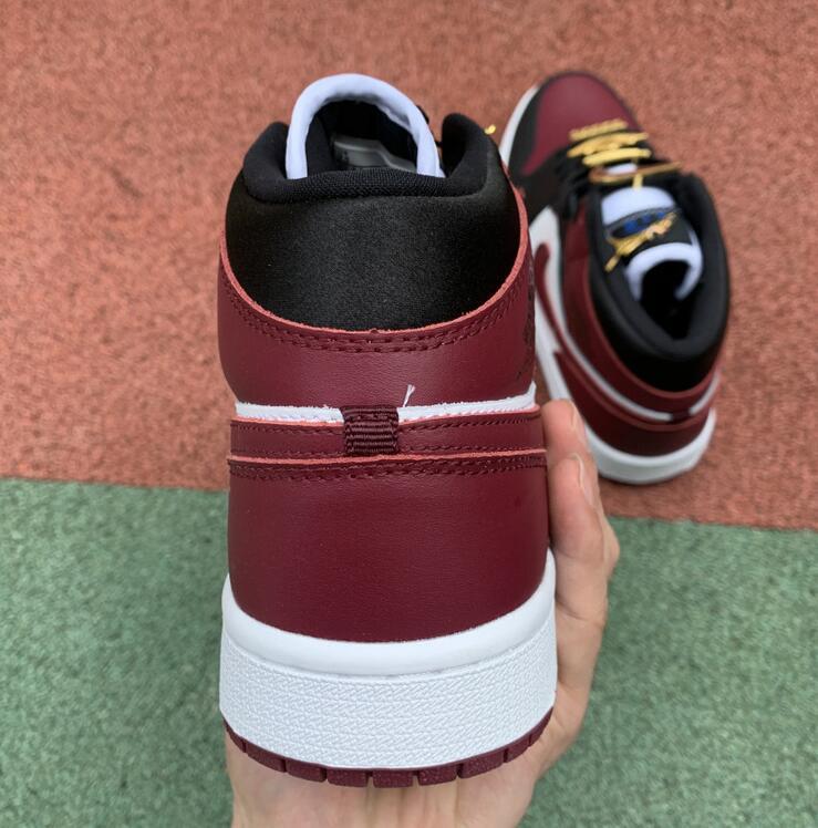 SAMC - NKE Shoes - 1477
