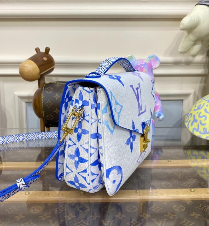 SAMC - LOV Bags - 1030