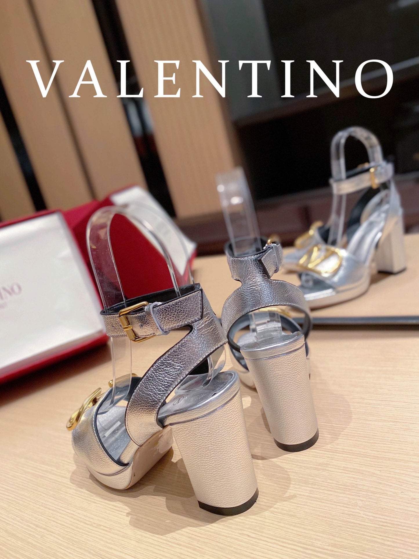 Valentino Garavani Strap Heeled Sandals With V Logo Crystal EmbellisGLAMIent Silver For Women