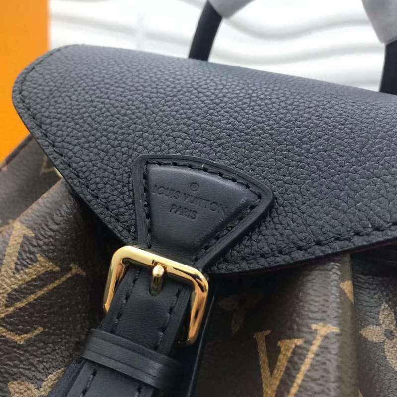 LOV2 Bags - Luxurious Bags  1130