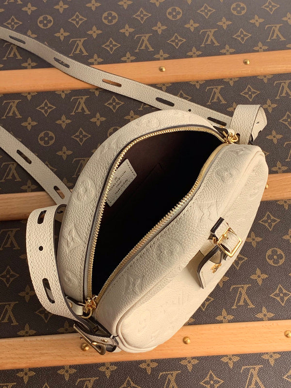 LOV2 Bags - Luxurious Bags  2593
