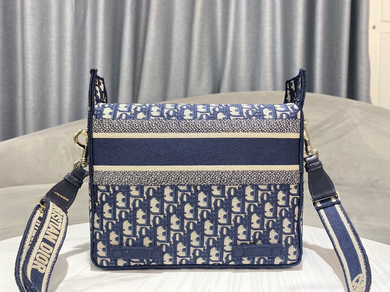 ELE - Dir Bags - 1515