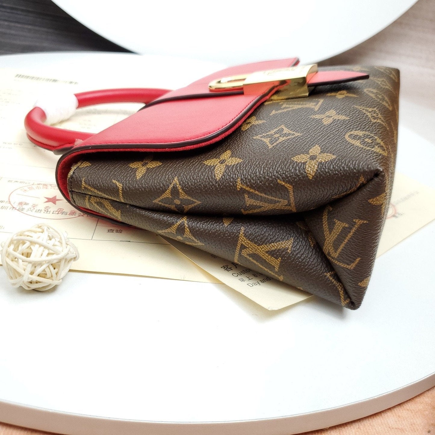 EN - New Arrival Bags LUV 215