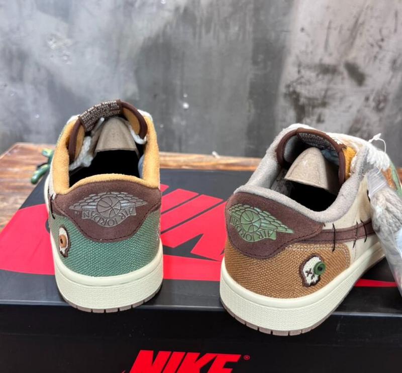 SAMC - NKE Shoes - 676