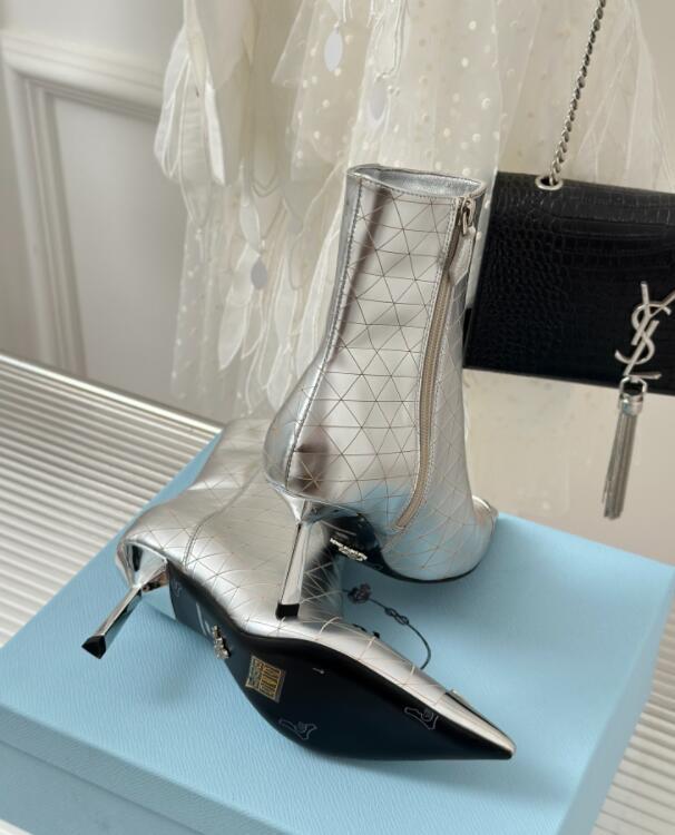 GlamyWomen Shoes - 194