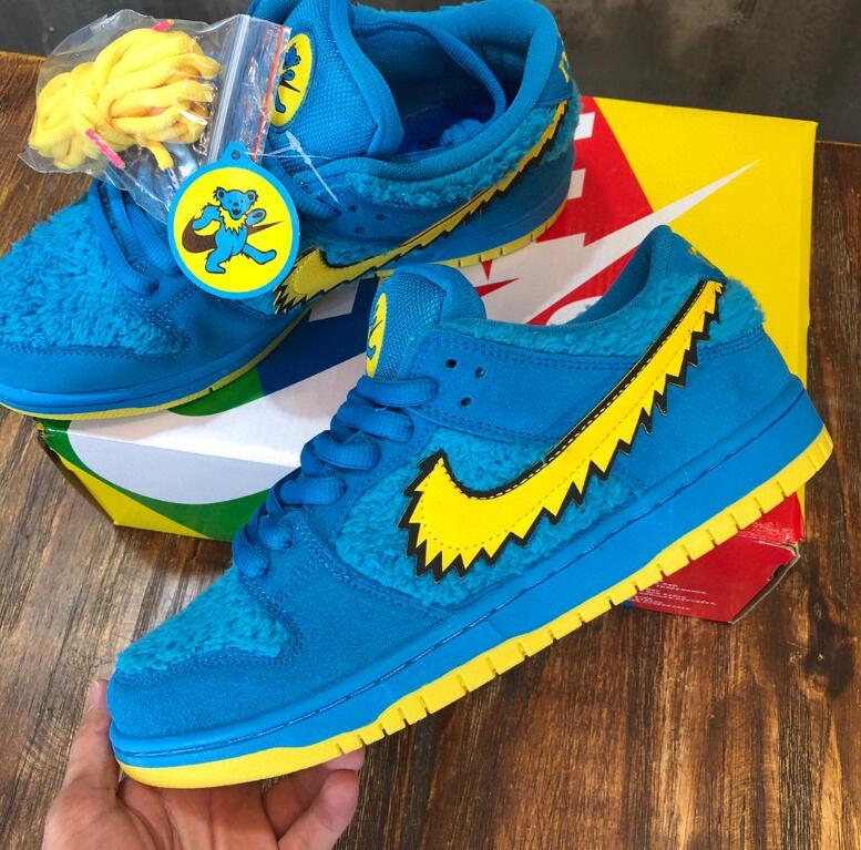 SAMC - NKE Shoes - 1815