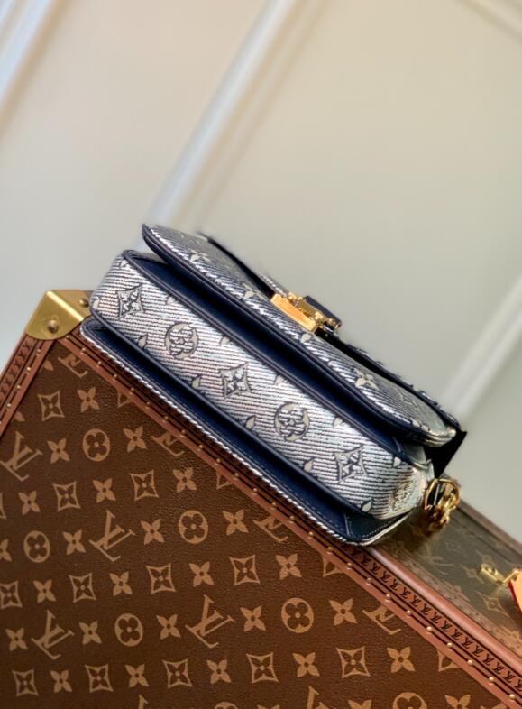 SAMC - LOV Bags - 1096
