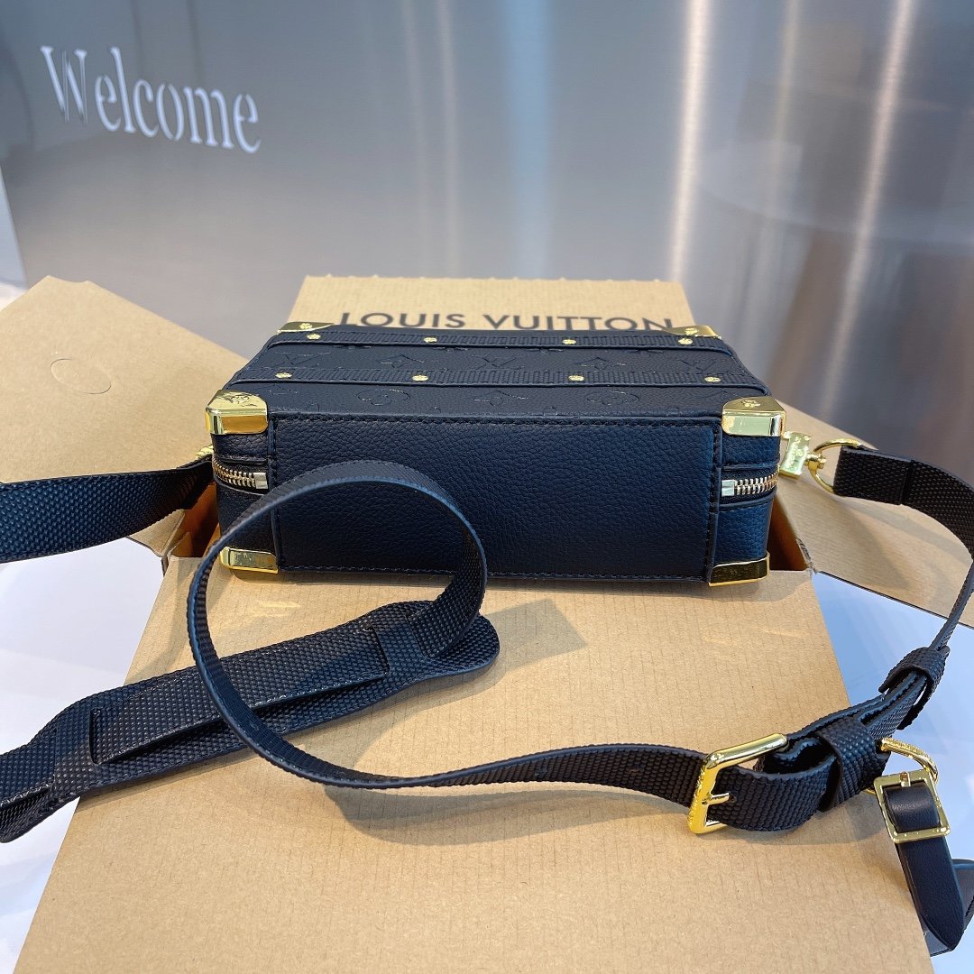 EN - New Arrival Bags LUV 497