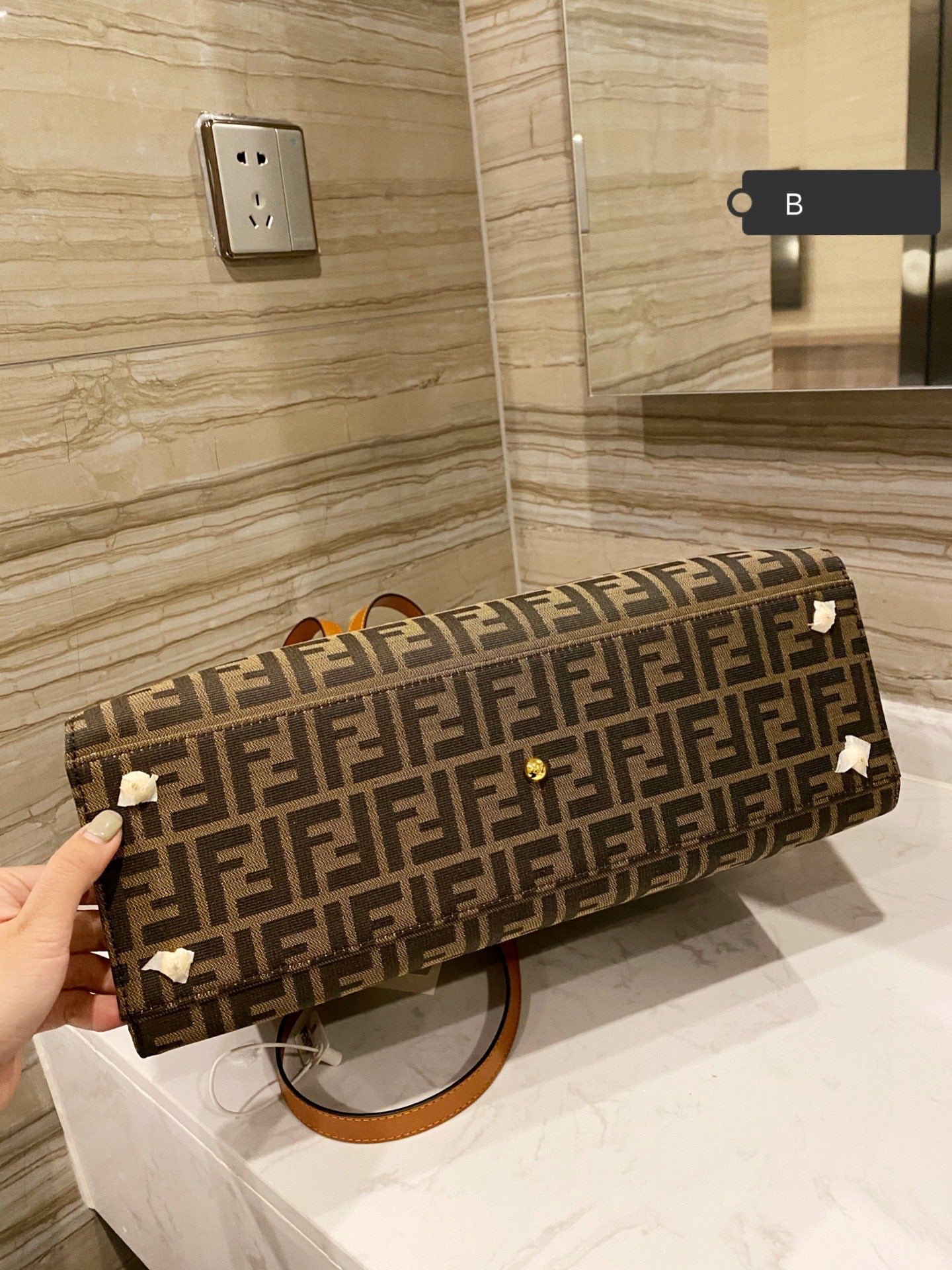 EN - NEW Arrival Bags FEI 147