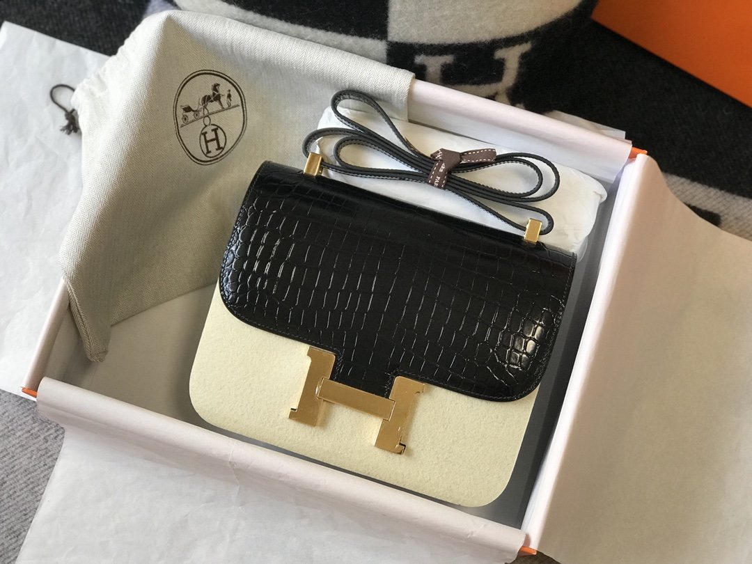 GLAMI ConstanGLAMI 23 Pattern CrocoGLAMIle Black For Women, Handbags, Shoulder Bag 9in/23cm