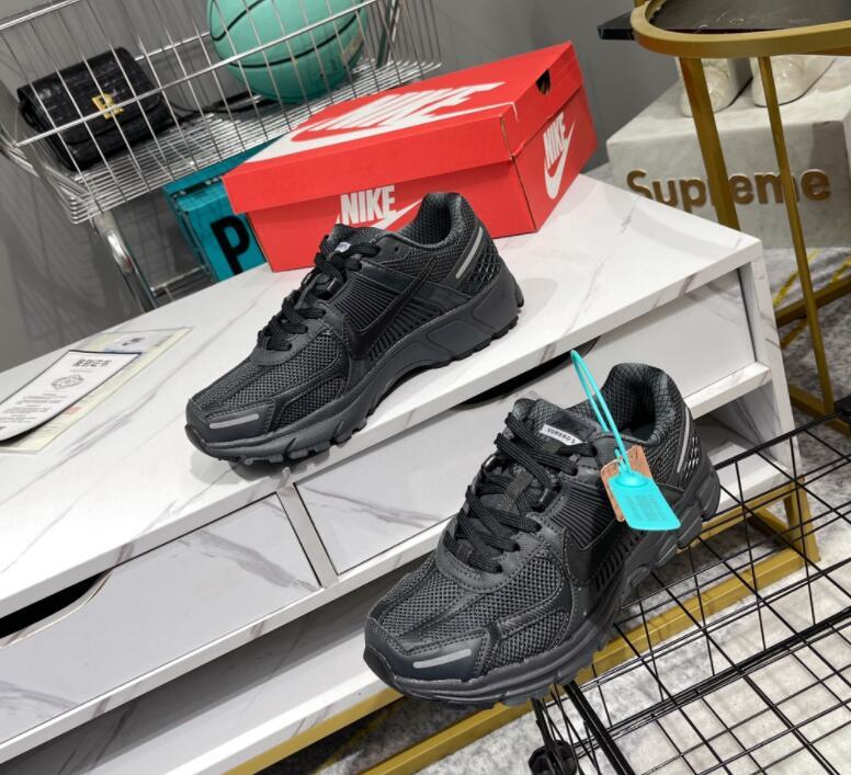 SAMC - NKE Shoes - 506