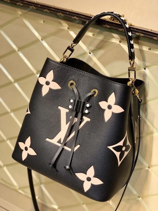 LOV2 Bags - Luxurious Bags  1369