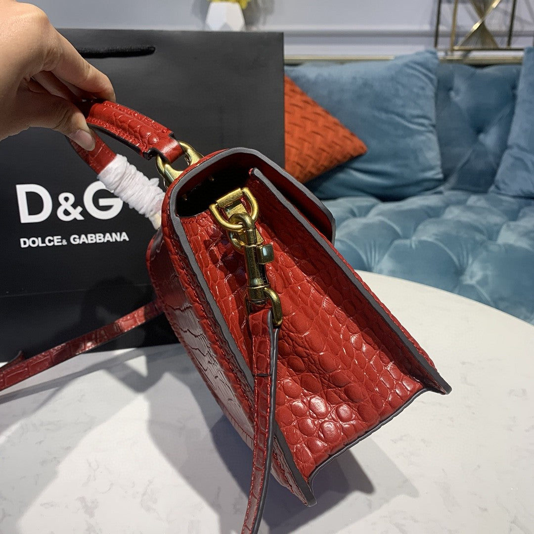GLAMI MeGLAMIum Devotion Bag Red For Women 9.5in/24cm