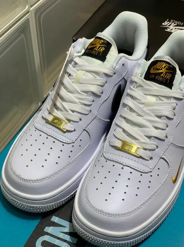 SAMC - NKE Shoes - 696