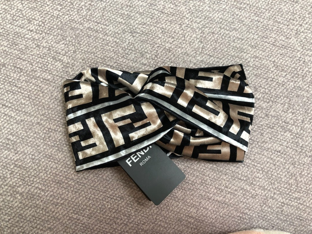 EN - Luxury Hair Band FEI 022