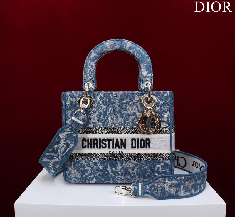ELE - Dir Bags - 1702