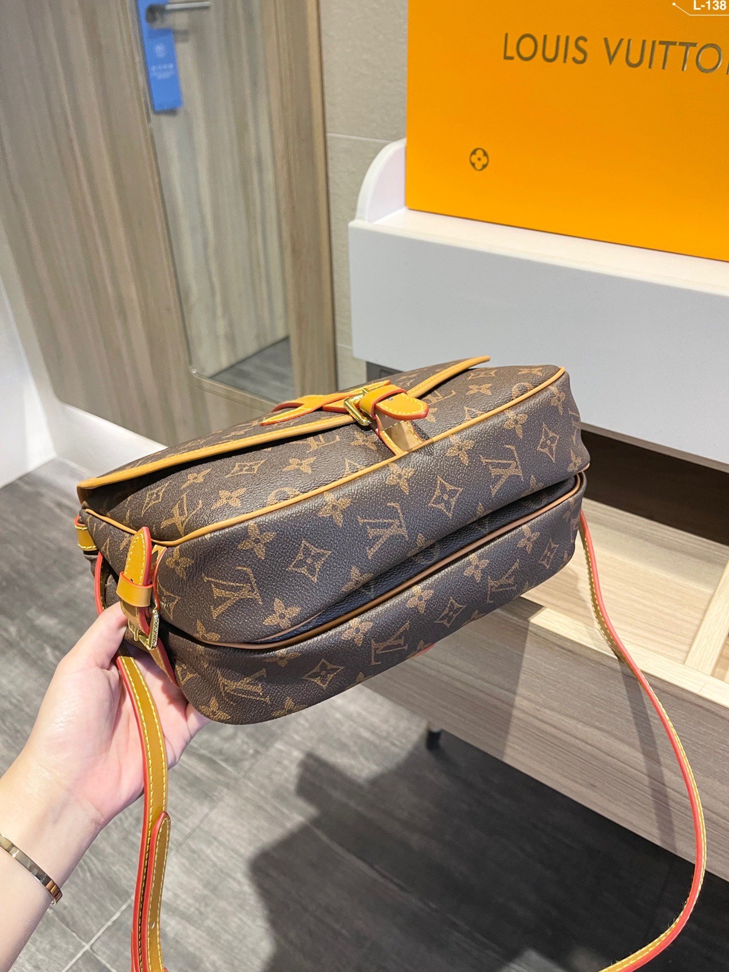 EN - New Arrival Bags LUV 514
