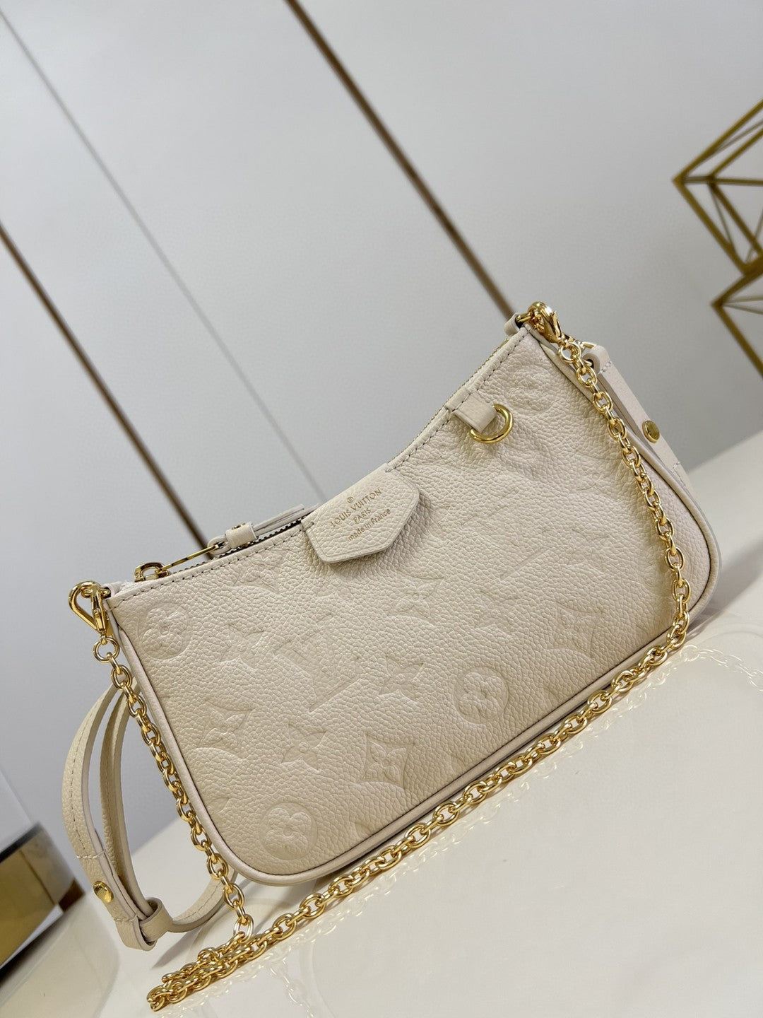 LV Easy Pouch On Strap Monogram Empreinte CrÃƒÂ¨me White For Spring, WomenÃ¢â‚¬â„¢s Handbags, Shoulder Bags 7.5in/19cm LV M81066