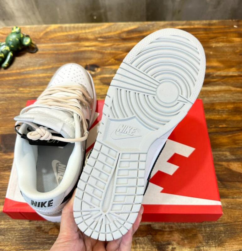 SAMC - NKE Shoes - 117