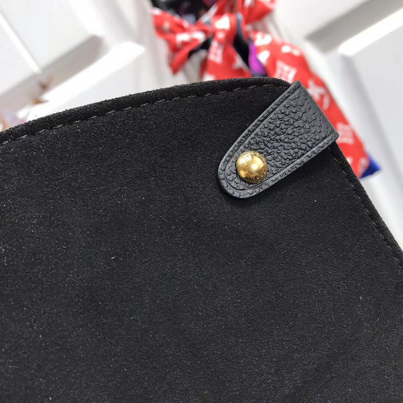 LOV2 Bags - Luxurious Bags  1279