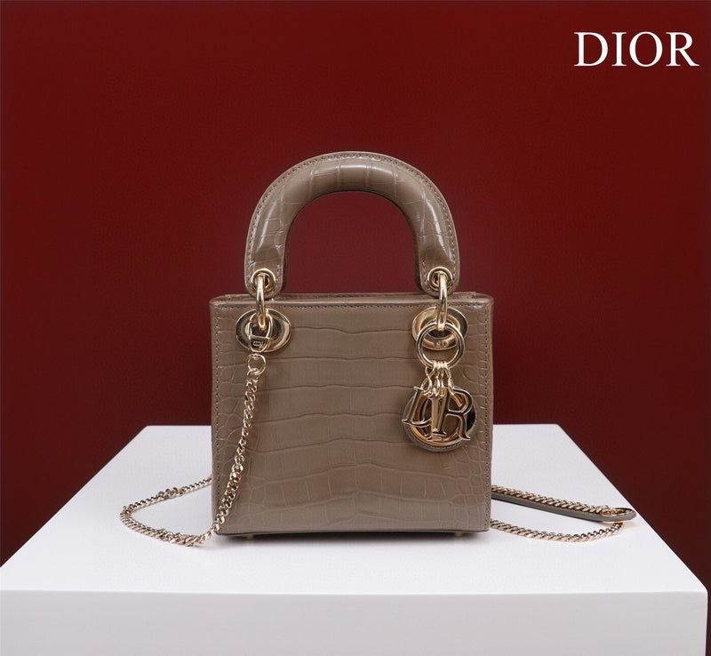 ELE - Dir Bags - 1770