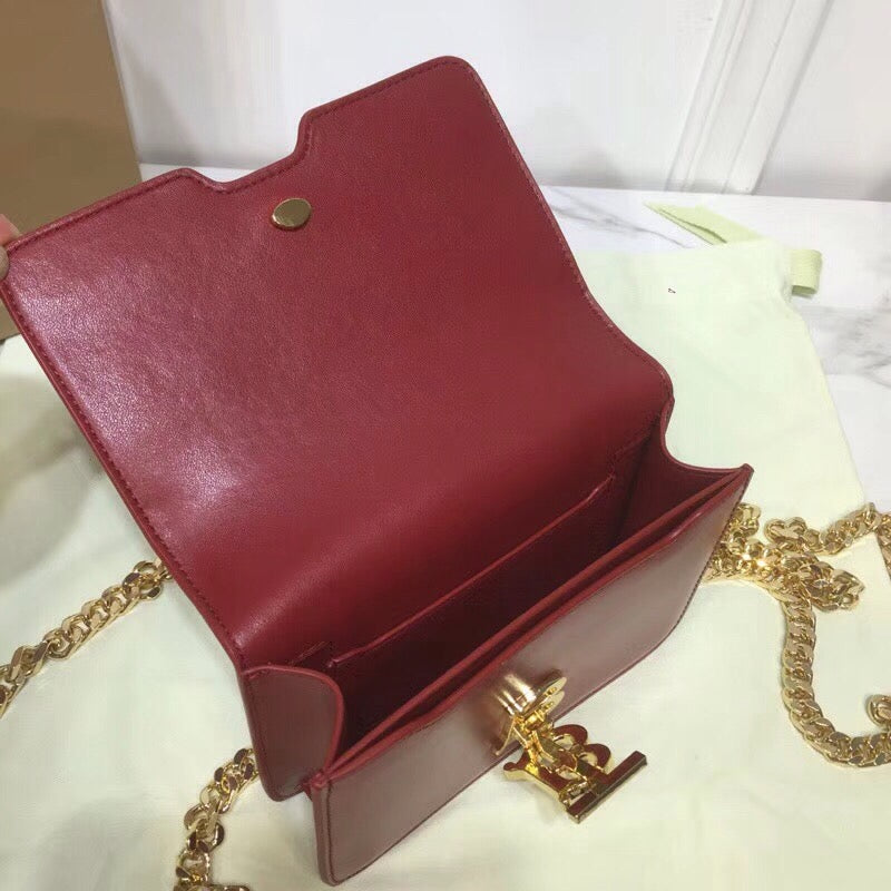 GLAMI Tb Chain Belt Bag Red For Women, Bags 6.6in/17cm