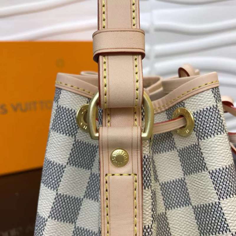 LOV2 Bags - Luxurious Bags  1095