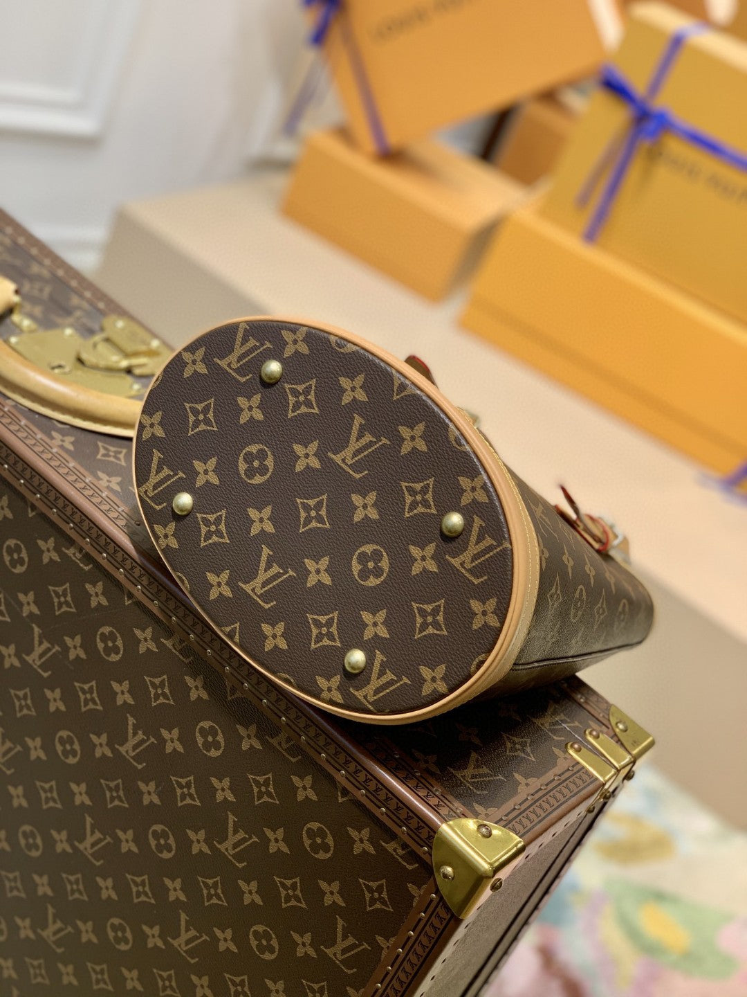 LV Petit Bucket Bag Monogram Canvas For Women, WomenÃ¢â‚¬â„¢s Handbags, WomenÃ¢â‚¬â„¢s Shoulder Bags 10.2in/26cm LV M42238