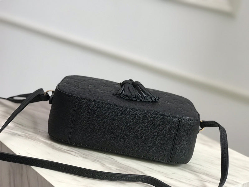 LOV2 Bags - Luxurious Bags  1053