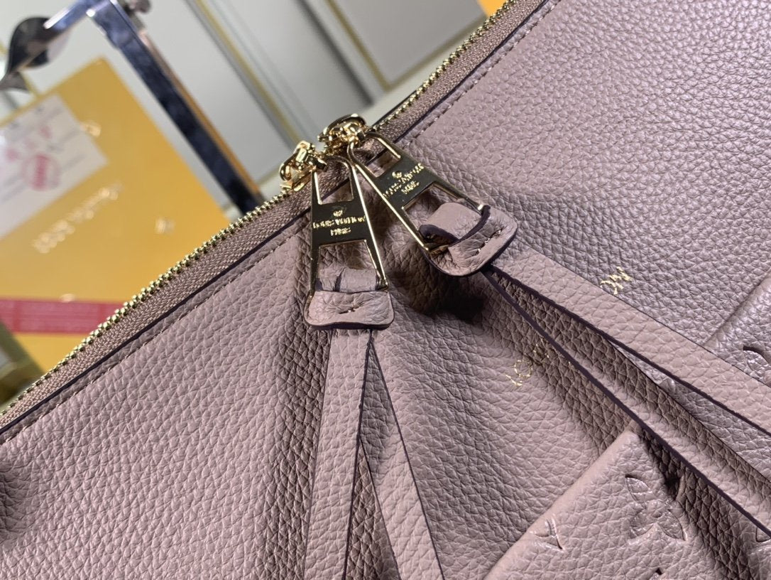 EN - New Arrival Bags LUV 112
