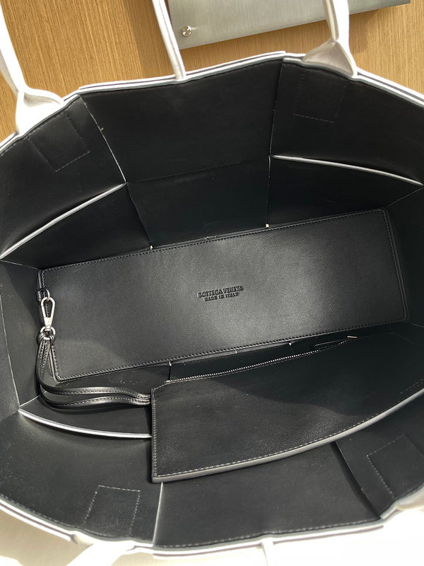 Glamy - BOV Bags - 702