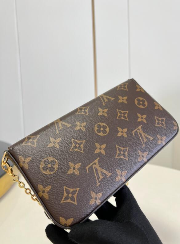 SAMC - LOV Bags - 1472