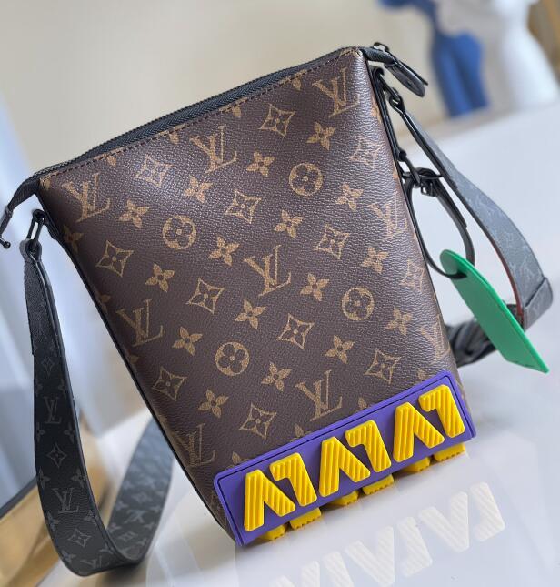 SAMC - LOV Bags - 2406