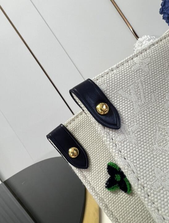 SAMC - LOV Bags - 1652