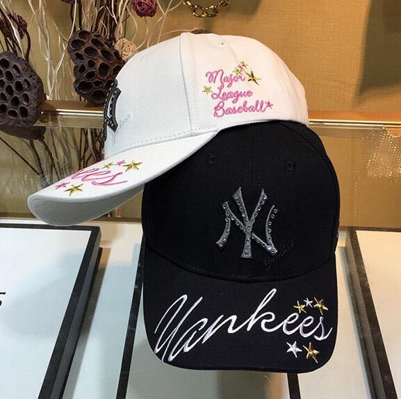 SAMC - Mix Hats - 068