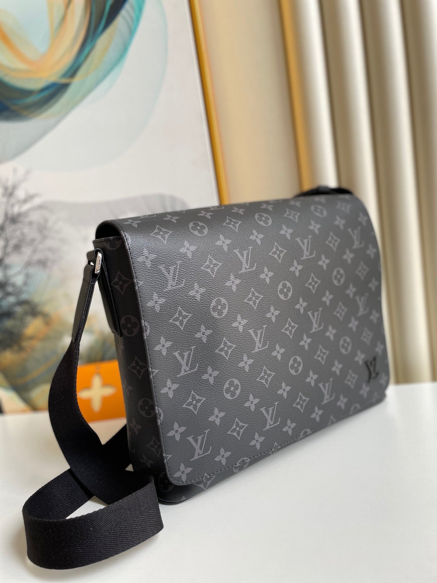 LV GLAMIstrict MM Monogram Eclipse Canvas For Men, Bags, Shoulder And Crossbody Bags 12.2in/31cm LV M44001