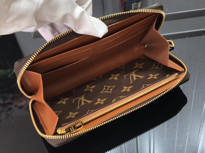SAMC - LOV Bags - 2352