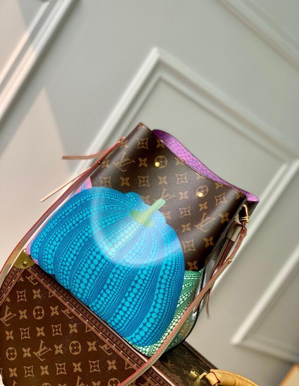 SAMC - LOV Bags - 1244