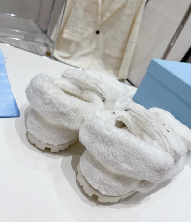 GlamyWomen Shoes - 209