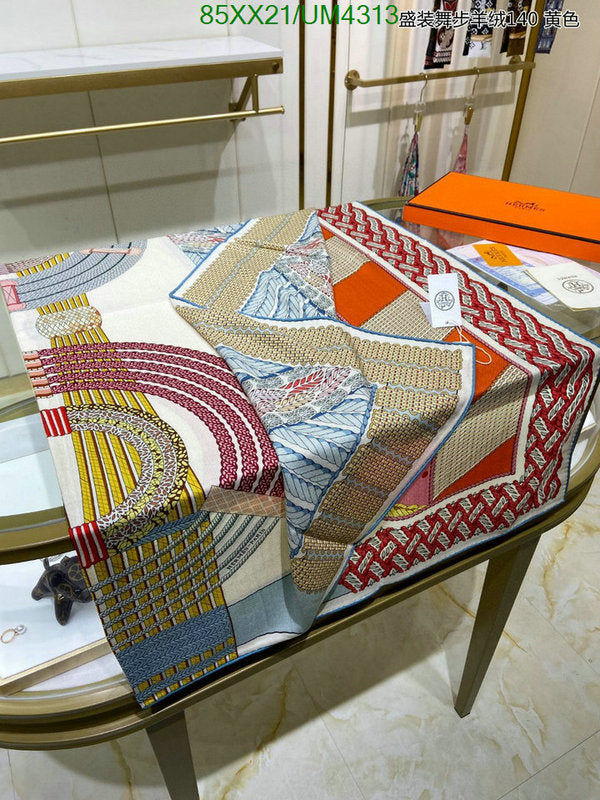 SAMC - HMS Scarves - 445