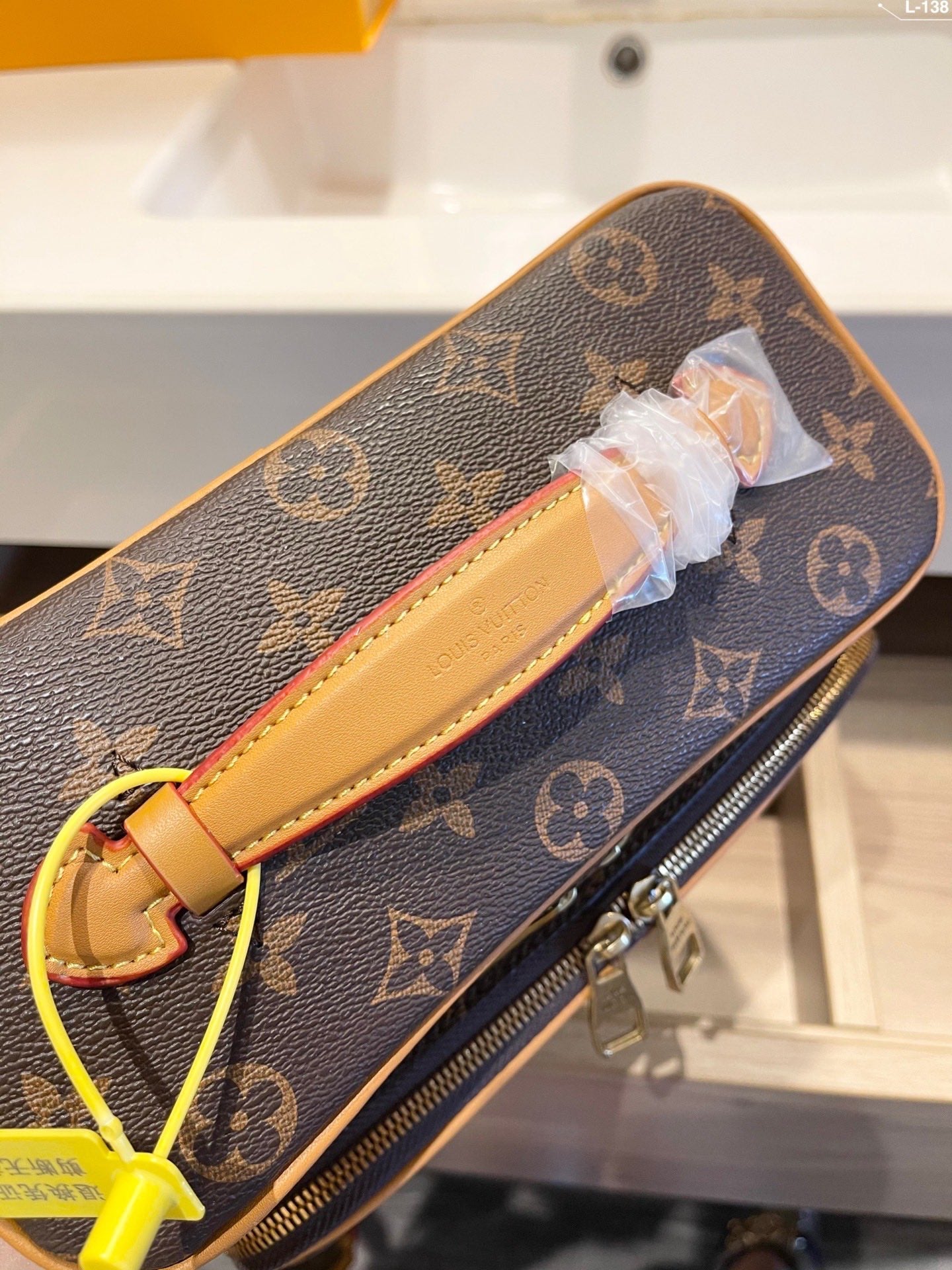 EN - New Arrival Bags LUV 515
