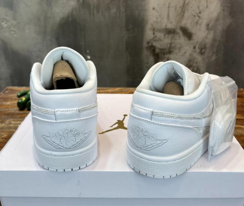 SAMC - NKE Shoes - 871