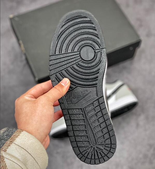 SAMC - NKE Shoes - 1467