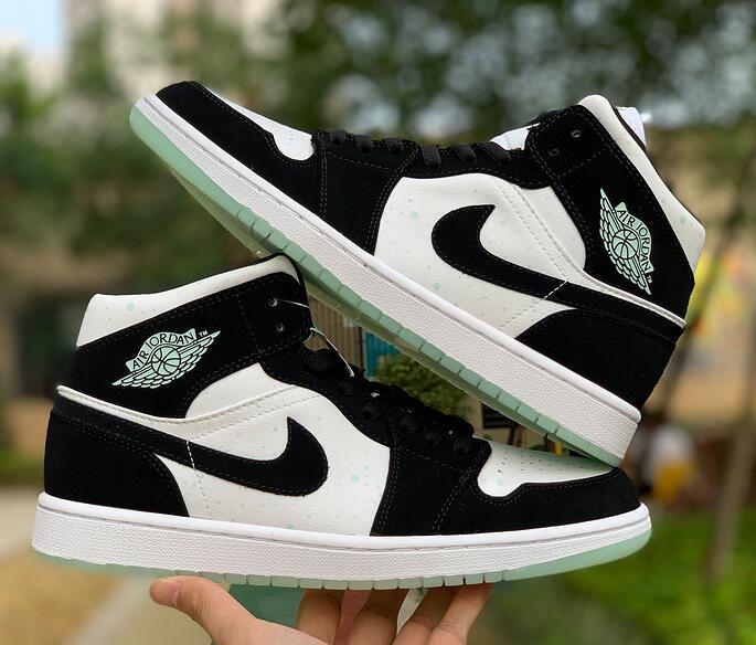 SAMC - NKE Shoes - 1505