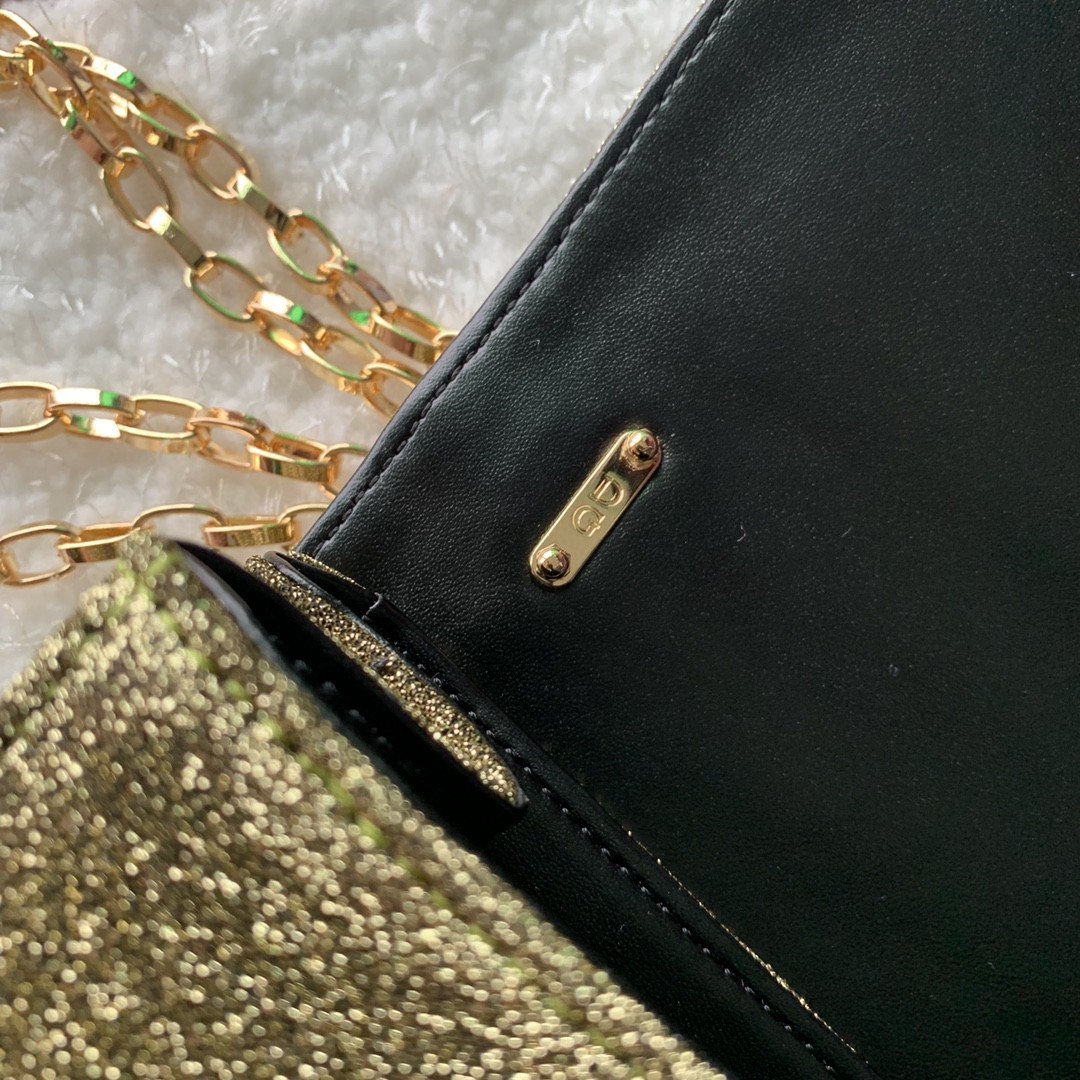 GLAMI GLAMI Girls Cross Body Bag In Soft Lurex Gold For Women 8.3in/21cm GLAMI