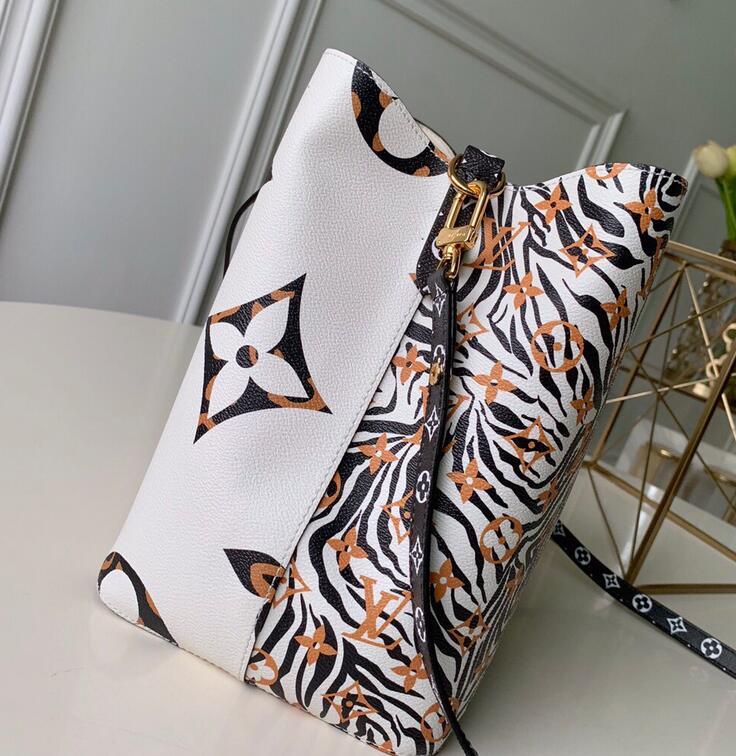 SAMC - LOV Bags - 2913