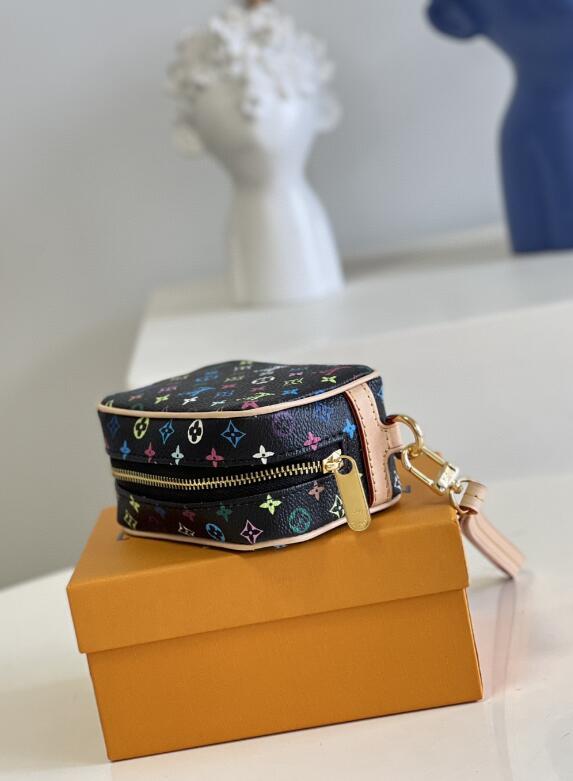 SAMC - LOV Bags - 1597